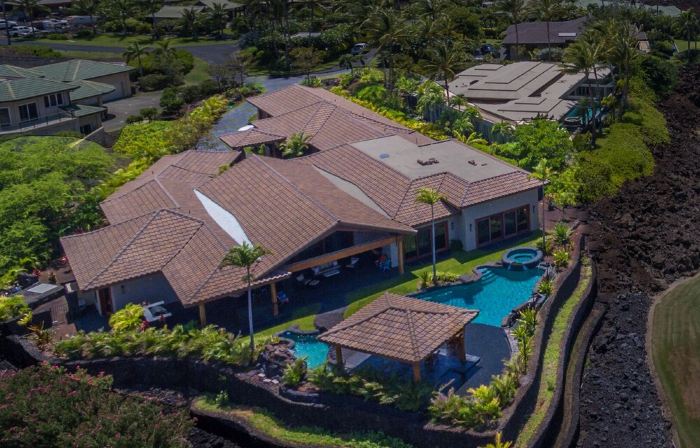Blue Lagoon - 7 bdr estate with large heated lagoon pool/spa - Mauna Lani resort