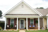 Just 18 mins from The Augusta National Golf Course and just 3 mins from SRP Park