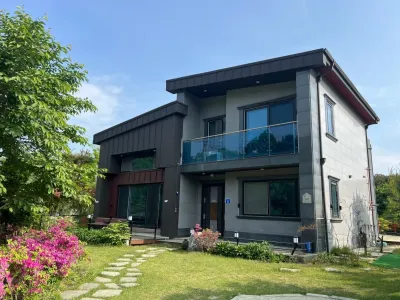 Yeoju Lotus Leaf Love Pension Hotels near Silleuksa Temple