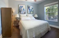 Charming 3 BD House Walk to Deerfield Beach Pier
