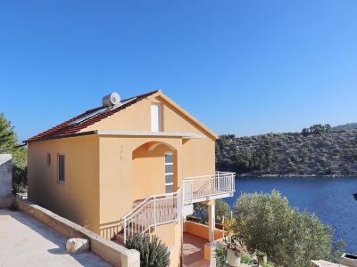 Peaceful Holiday House Senija