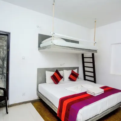 Kutumbaya Hotels near Samadhi Buddha Statue