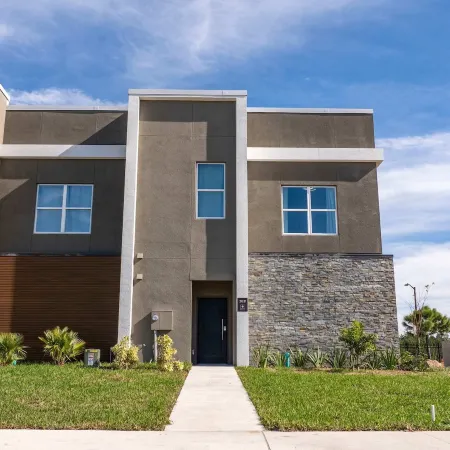 Modern 4BR Retreat Mickey Harry Potter Rooms