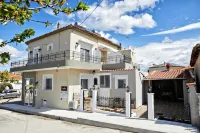 Romilia Guesthouse Hotel di 