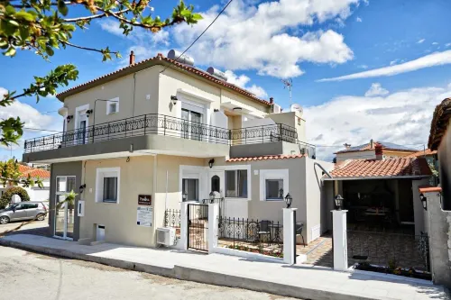 Romilia Guesthouse Hotels in Maronia