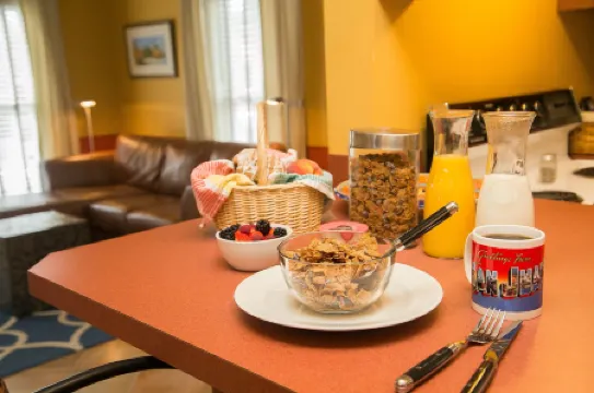 Hidden Garden Cottages & Suites