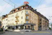 Hotel Neufeld - balcone