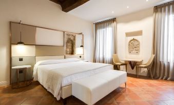 Ferrara Rooms
