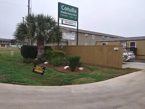 Cotulla Homes