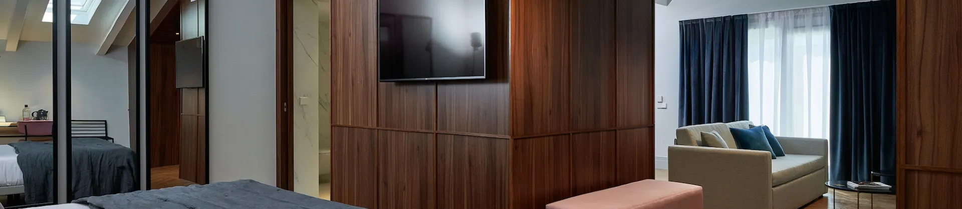 Four-Star Hotels