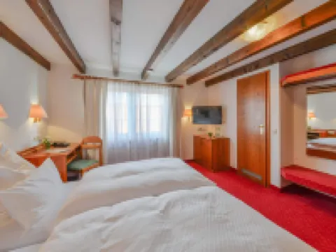 Mayers Waldhorn - Gerhard Mayer Hotels in Kusterdingen