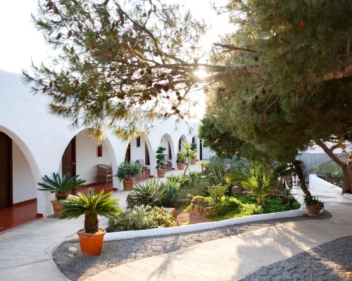 Hostal la Torre Hotels near Punta Galera Beach