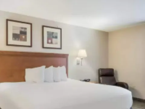 Suburban Studios Fort Smith Hotels in Fort Smith