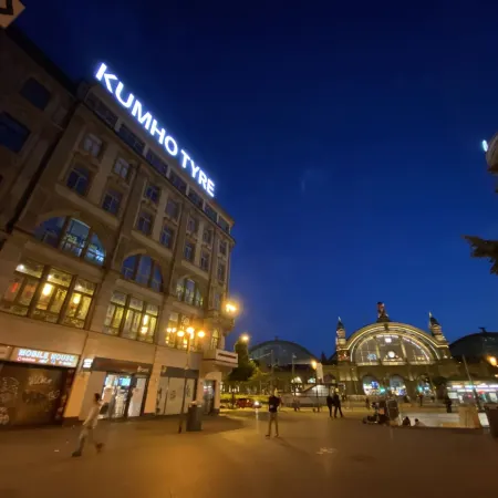 JC&Blue Guesthouse - Hostel Отели рядом с достопримечательностью «Паульскирхе»