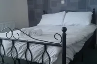 The Narrows Guesthouse Hotels in Портаферй