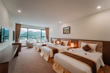 Yen Bien Luxury Hotel Отели рядом с достопримечательностью «Công Ty Cp Môi Trường Đô Thị Hà Giang»