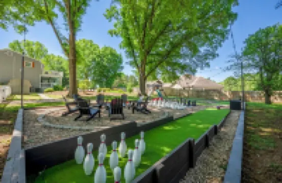 "Lakeshore Landing"- Next to Lake Norman, Pool, Game Room, Pickleball, Putt Putt Hotels in 