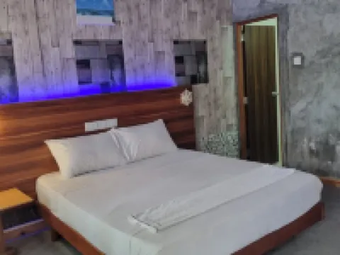 Avanti Surf & Stay Hotels in Vaadhoo