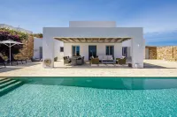 The Gallery Home -  Elegant Villa In Antiparos - Pools