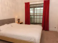 Furche Barossa Vineyard & Fireplace Hotels in Nuriootpa