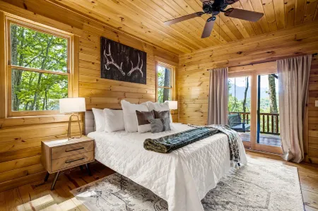 Eagle Nest Lodge Hot Tubs Mountain Views Отели в г. Севен Девилс