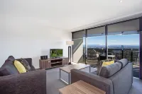 Mantra Circle on Cavill Surfers Paradise
