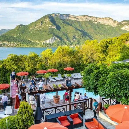 Les Trésoms Lake and Spa Resort