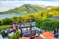 Les Trésoms Lake and Spa Resort - Romantic