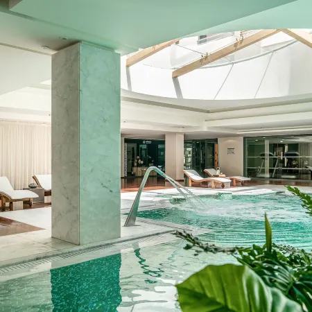 Avra Imperial Hotel