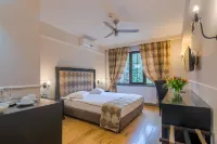 Rizzo Boutique Hotel - Swimmingpools