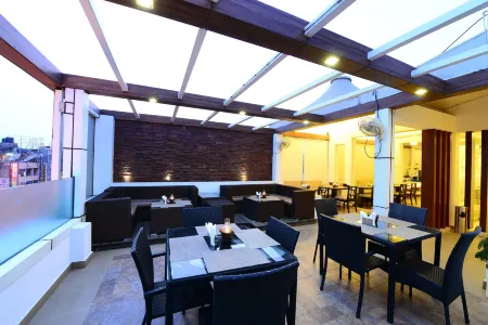 Hotel City Star Отели рядом с достопримечательностью «Сапрем Корт оф Индия»