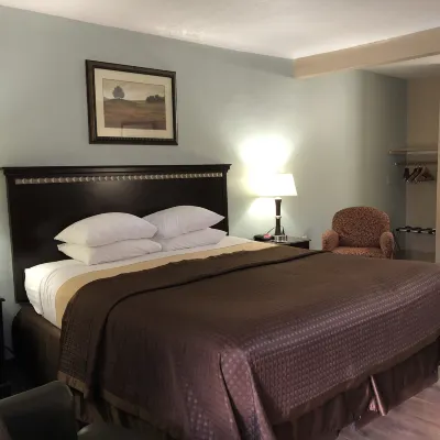 Value Inn Motel Eugene Airport Hotels near Putters Family Entertainment Center
