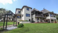 Winelands Villa Guesthouse and Cottages Hotels in Somerset West