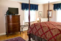 1810 Emerson House Bed & Breakfast - Adults Only Hotels in Beloit