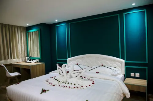 Sanctuary Hotel Yangon - 3-Star