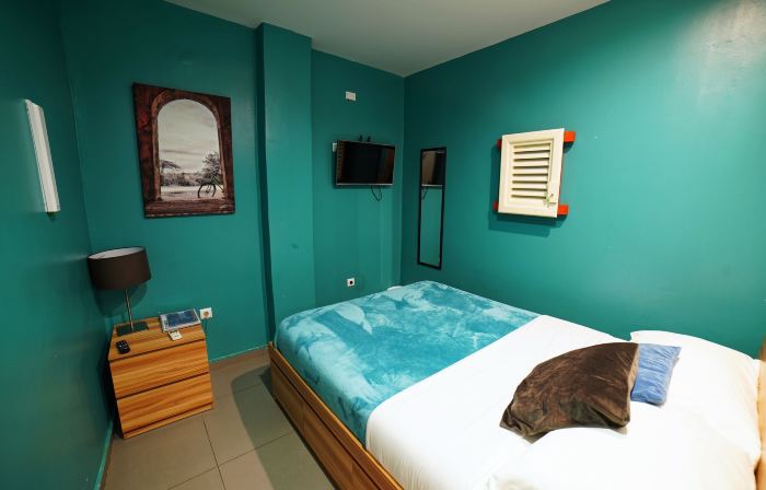Bed & Bike Curacao Hostel