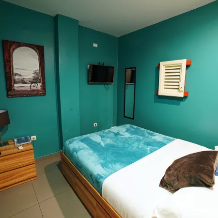 Bed & Bike Curacao Hostel