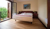 Hotel Romànic Các khách sạn ở Pla de l'Ermita