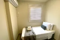 APTO prox Ponte amizade 5 pessoas com AC