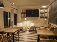 Select Liberdade Hotels near Lisbon City Center
