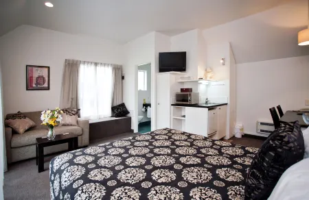 Cable Court Motel Отели в г. Данидин