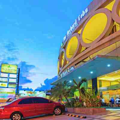 ザ オーチャード セブ オテル & スイーツ パワード バイ ココテル Hotel Exterior