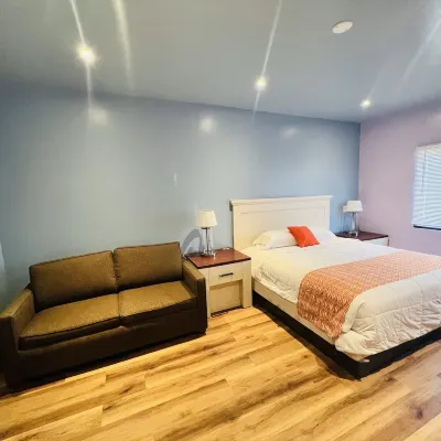 Casa Playa Inn & Suites Stanton Anaheim Area Hotels near Adventure City