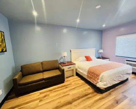 Casa Playa Inn & Suites Stanton Anaheim Area Hotels in Stanton