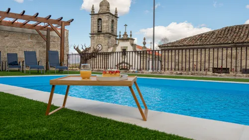 The Village House by CDV - piscine