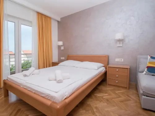 Apartments Antonio Hotels in Općina Tučepi