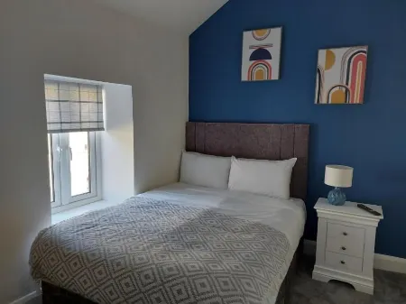 6 Eyre Square Lane Отели рядом с достопримечательностью «Quay Street»