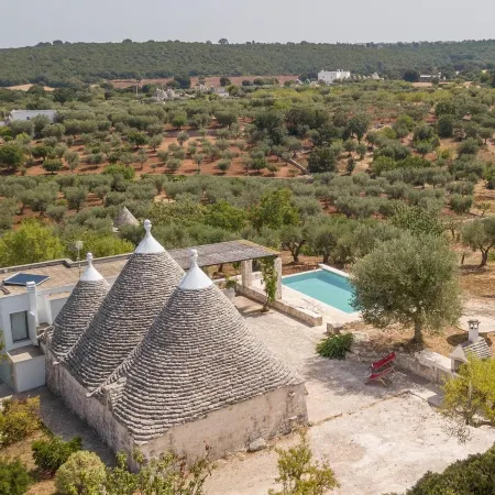 TD Trulli Terralta Panoramic Pool over Countryside