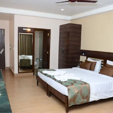 Upper Deck Resort - Highest Peak, Lonavala