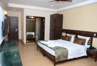 Upper Deck Resort - Highest Peak, Lonavala